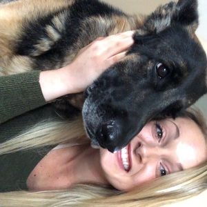 Meet your Posher, Katelyn